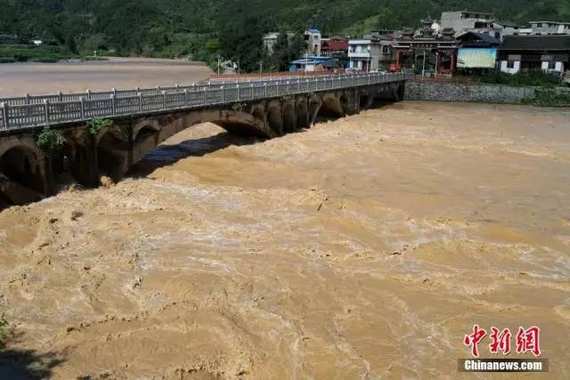 湖北抗击洪涝，众志成城应对2017年洪水最新消息